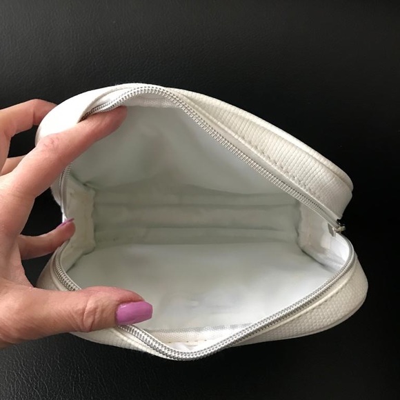 Moroccan Oil Pouch - Picture 6 of 6